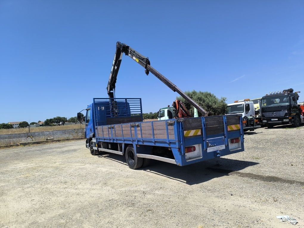 Camião daf estrado com grua hiab