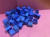 LEGO niebieskie bricks 2x2 szt.34