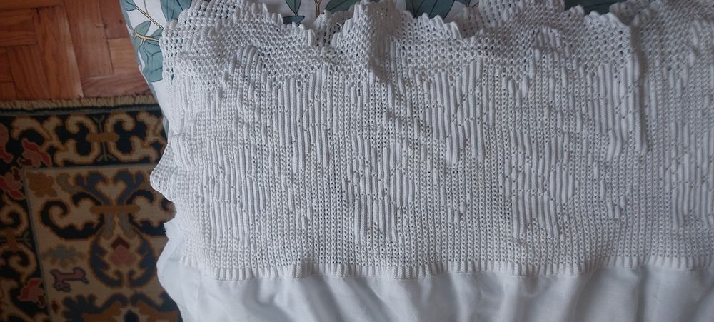 Cortinas em linho e renda