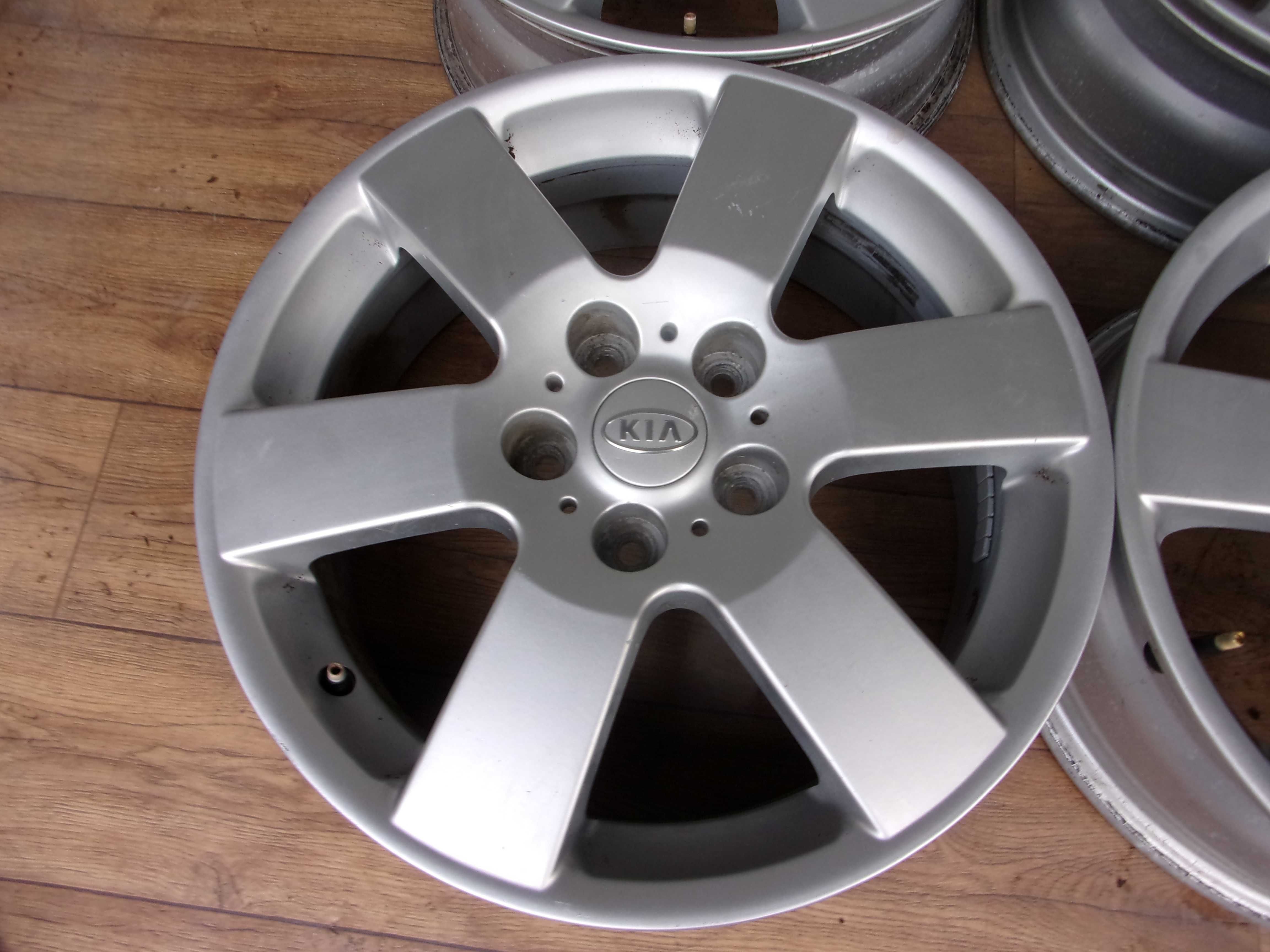 Felgi Kia Hyundai 17x6,5  5x114,3 ET 46