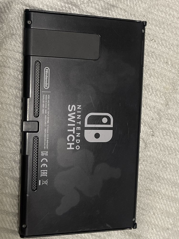 Nintendo v2 com marcas de uso