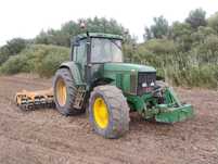 John Deere 6900 jak 6910