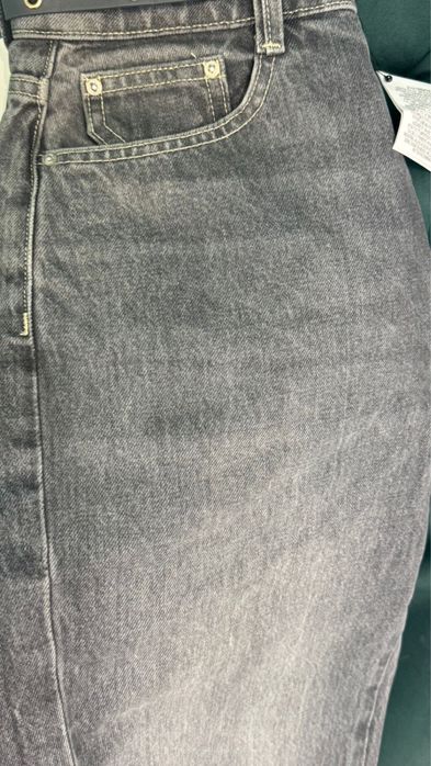 Сірі джинси Zara з високою посадкою