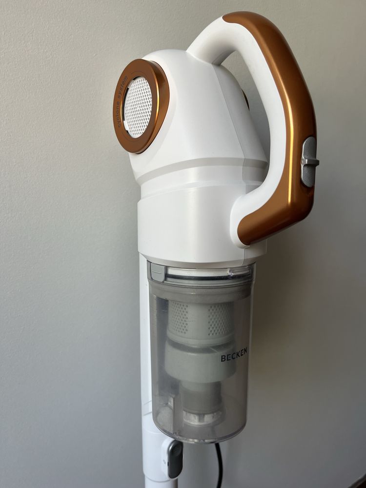 Aspirador Vertical BECKEN