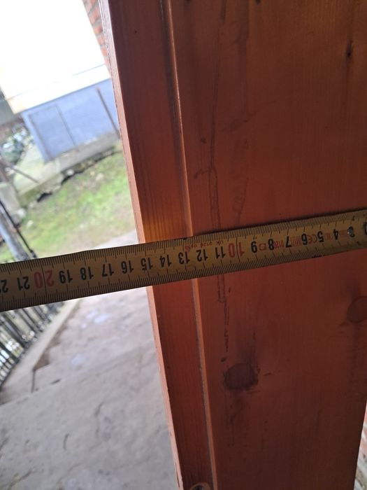 Двоє міжкімнатних двереї