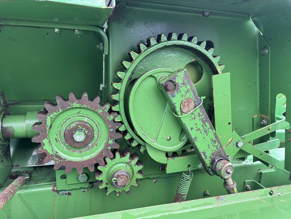 Тюковий Прес підбирач John Deere 330 (як 339, Welger,Sipma,Famarol)