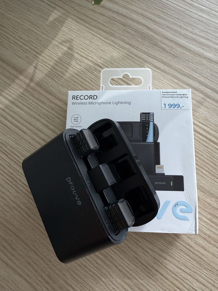 Бездротовий петличний мікрофон Proove Record Lightning (black)