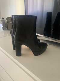 Botas pretas ZARA