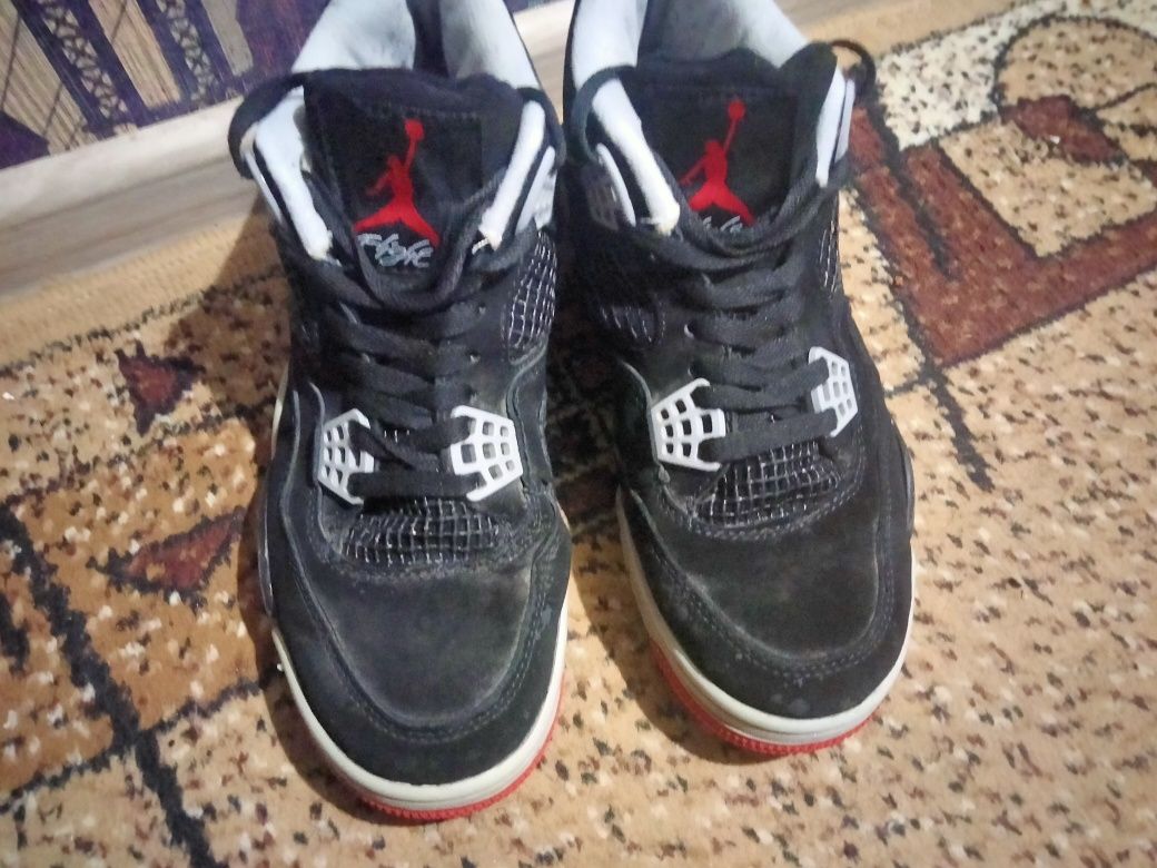 Кросівки Nike air jordan retro4 для підліткаа