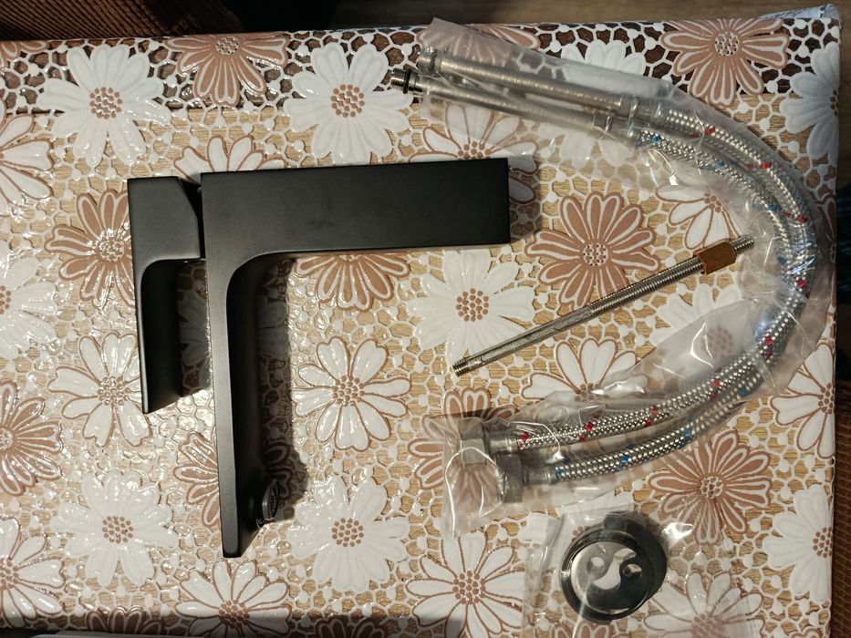 Змішувач для раковины Volle, модель De la Noche 10-40-1100-black