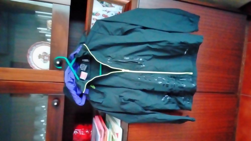 Blusão corta vento preto ADIDAS