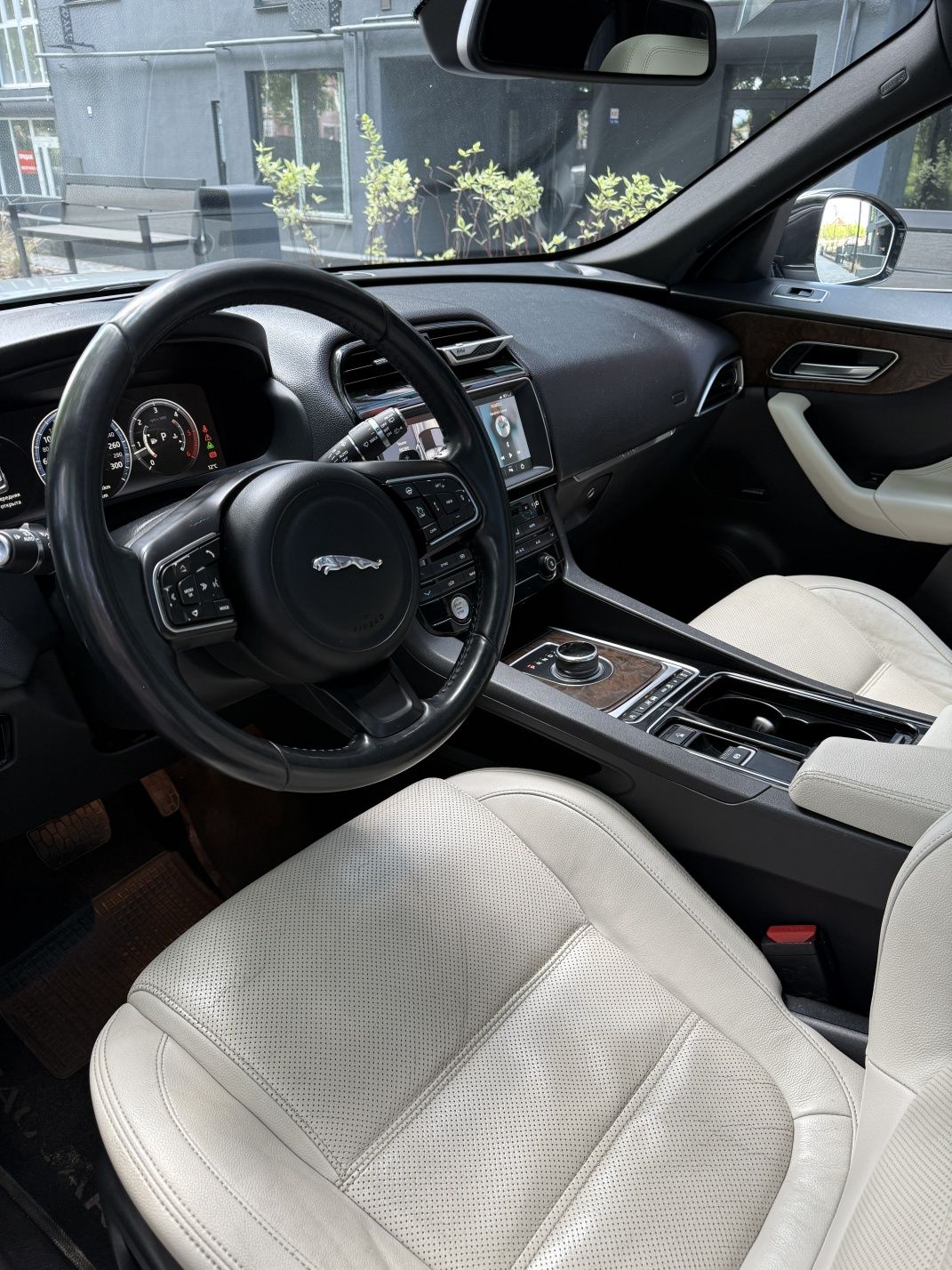 Jaguar F-Pace 2016 2.0d AWD