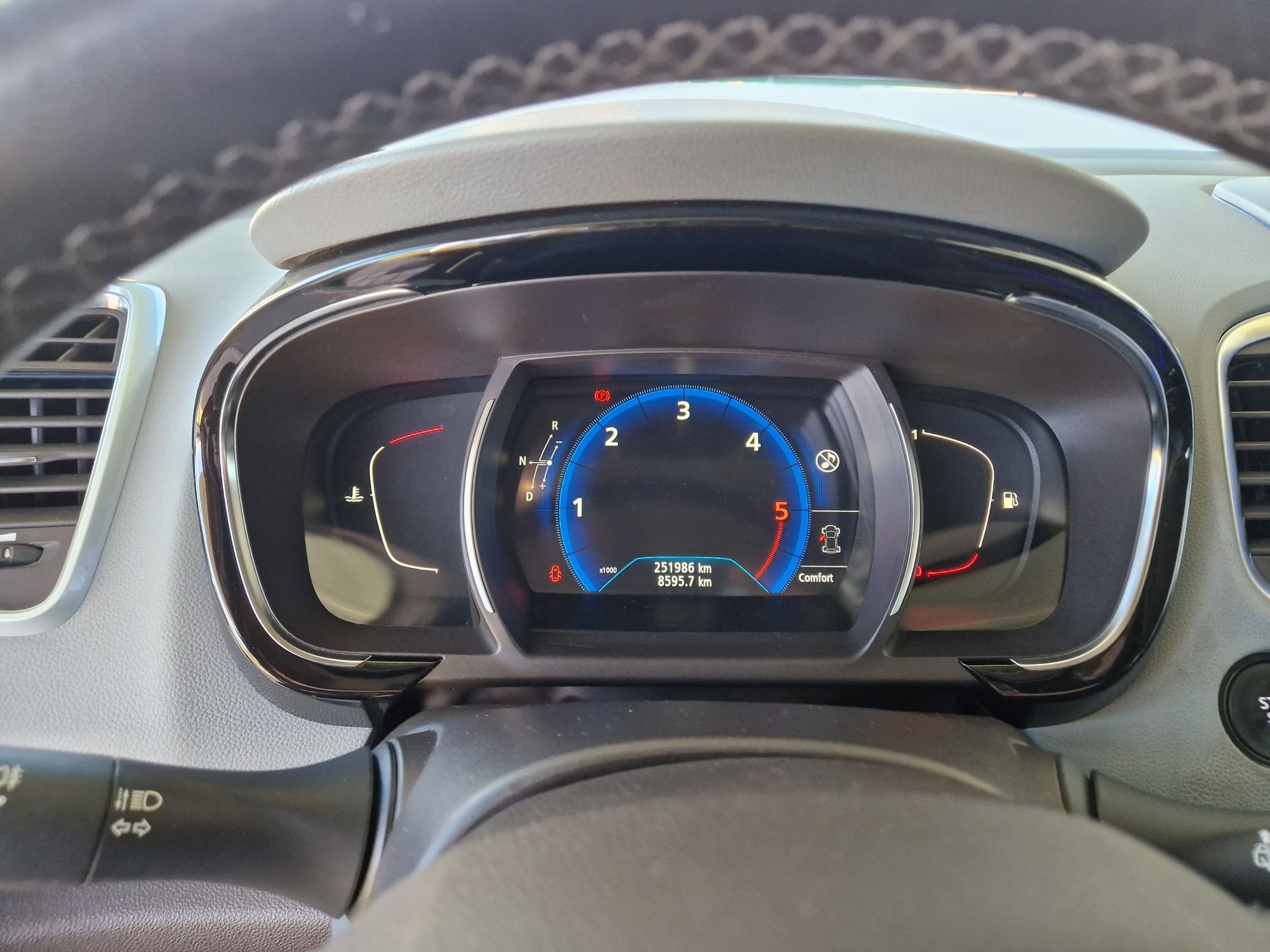 Renault espace 160cv