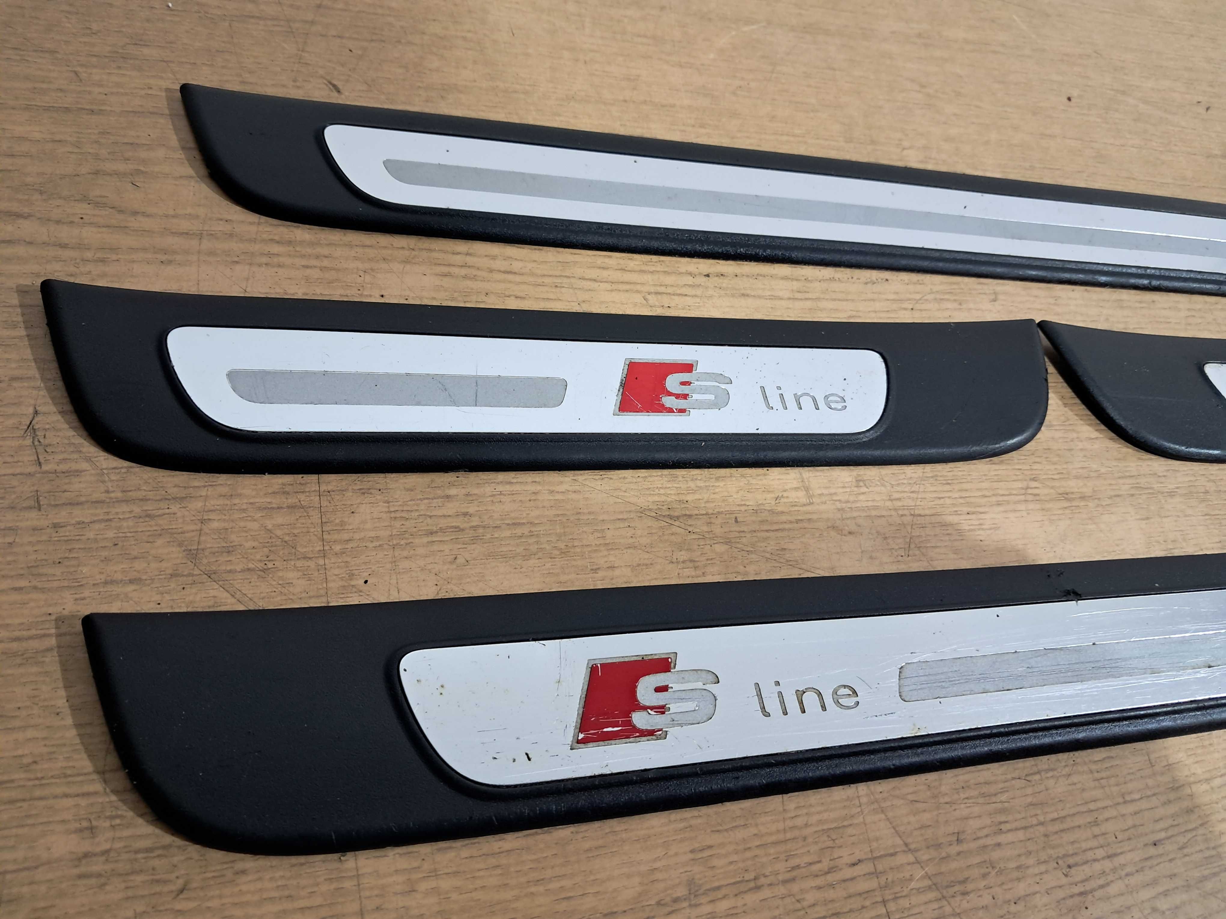 Listwy listwa nakładka nakładki progowe progu AUDI A4 B8 S-line Sline