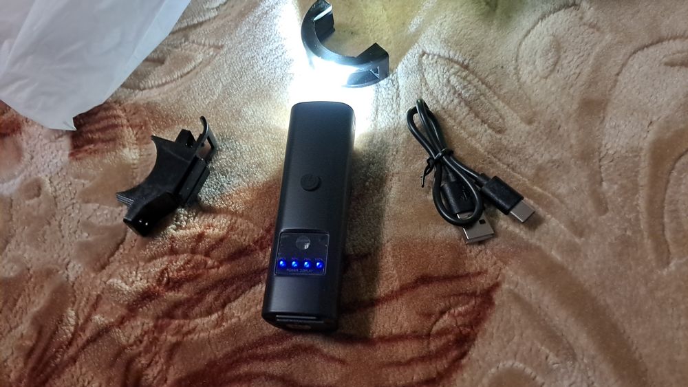 Фонарік 1000 люмен