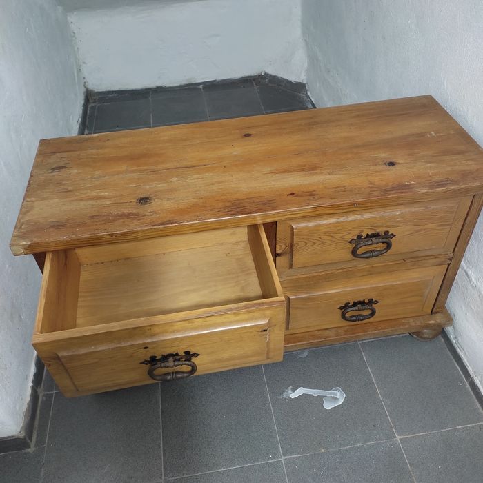 Arca pinho maciço com gavetas