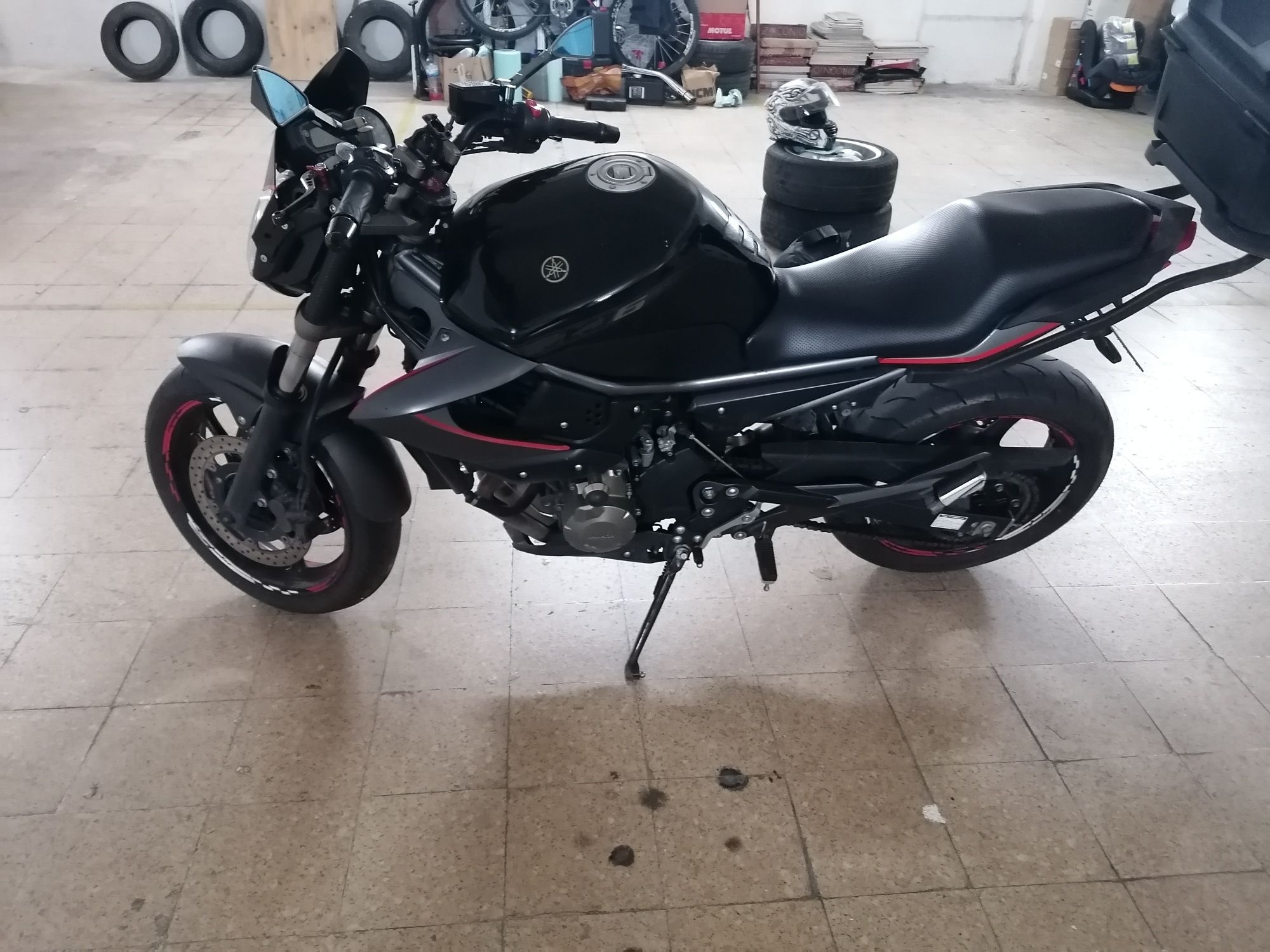 Yamaha XJ6 2010 Akaprovik