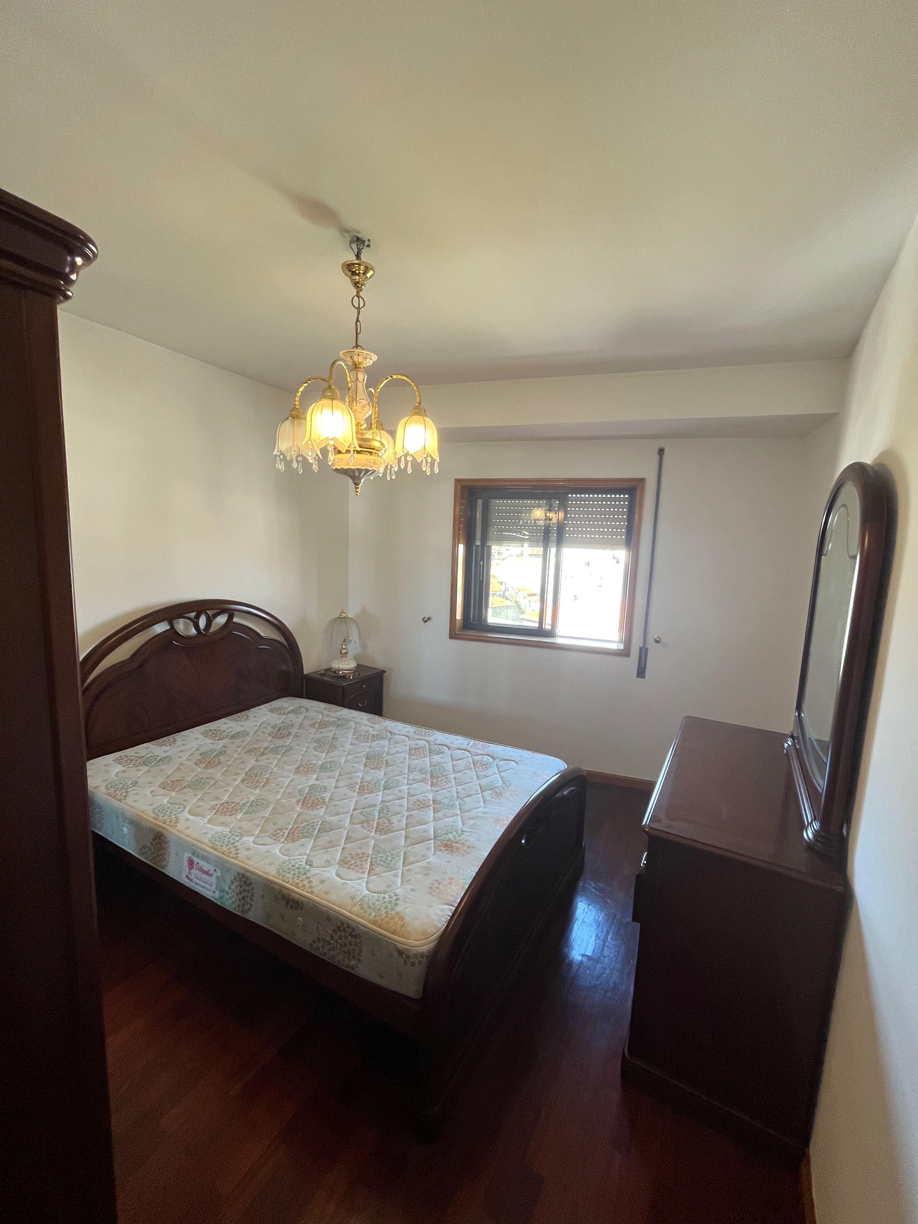 Mobílias quarto em mogno