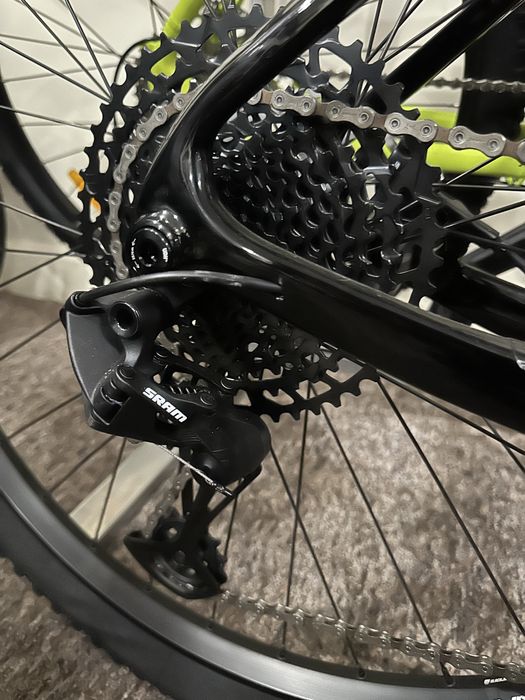 Karbonowy Rower górski Berria Bravo