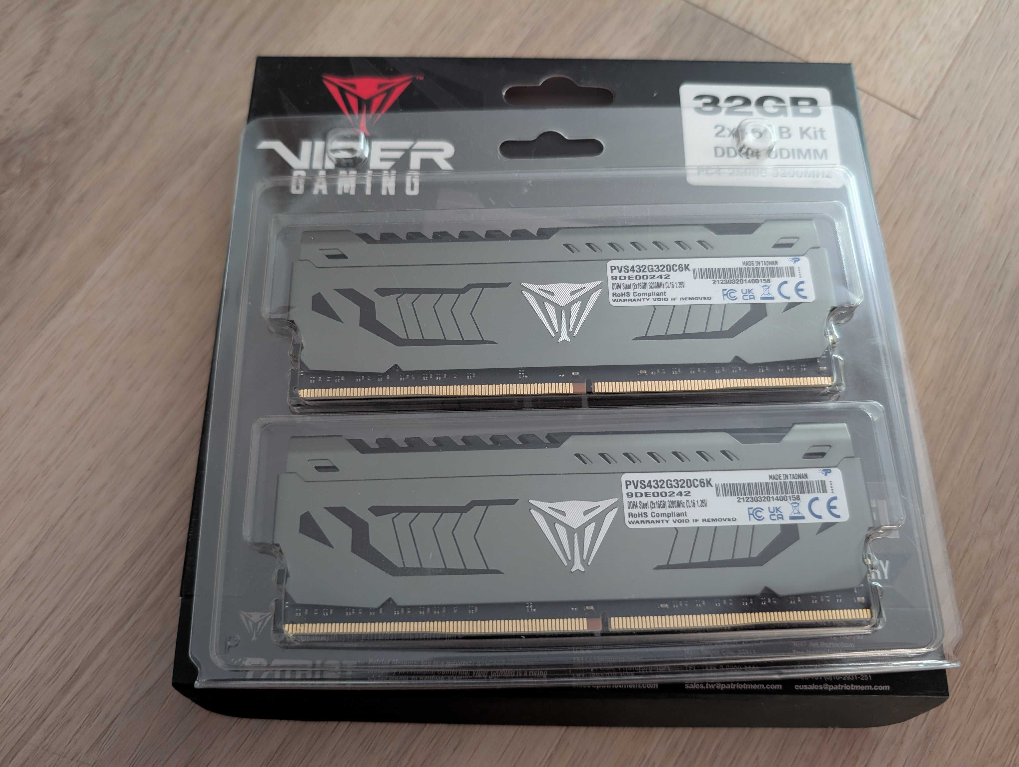 Komputer/Części Ryzen 7 5800X3D, 32GB RAM, 800W, Noctua NH-D15