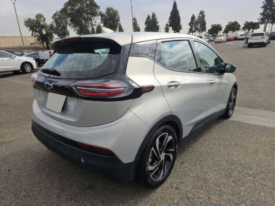 Chevrolet Bolt EV 2LT      2023