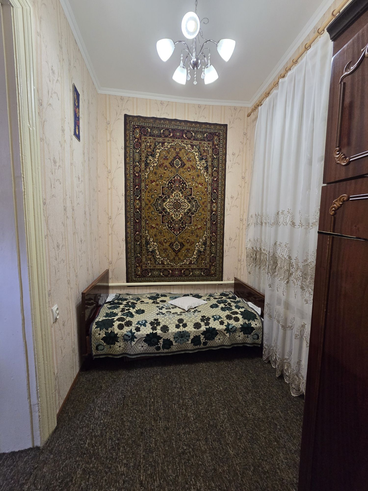 В продаже  двухкомнатная квартира в Центре. Пер. Асташкина.