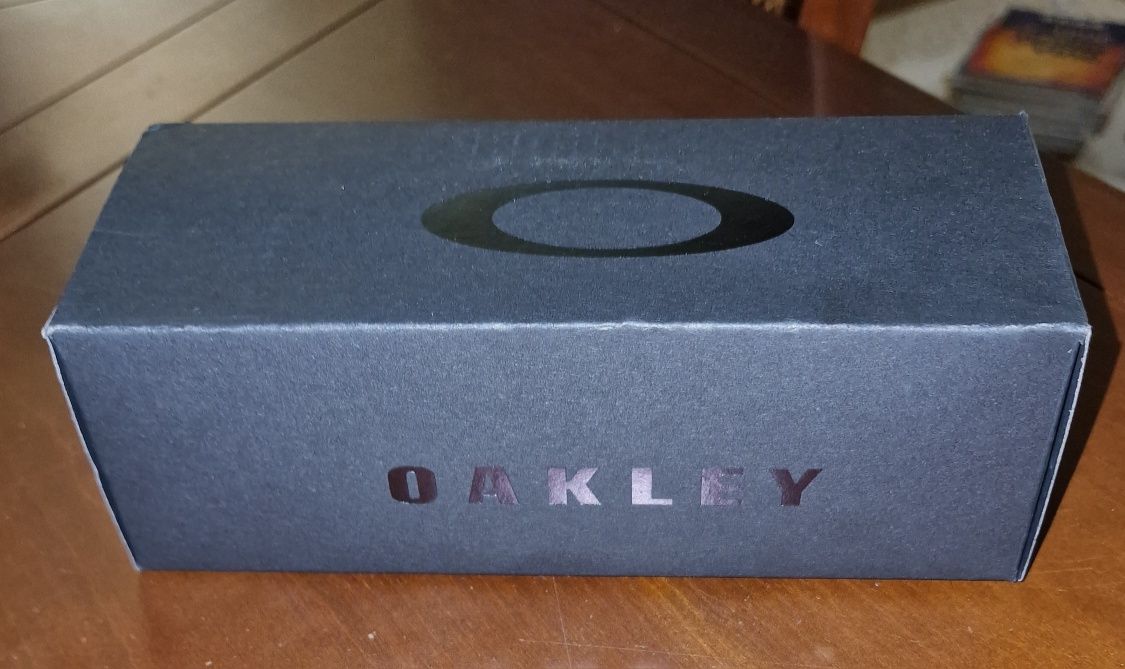 Óculos de sol Oakley