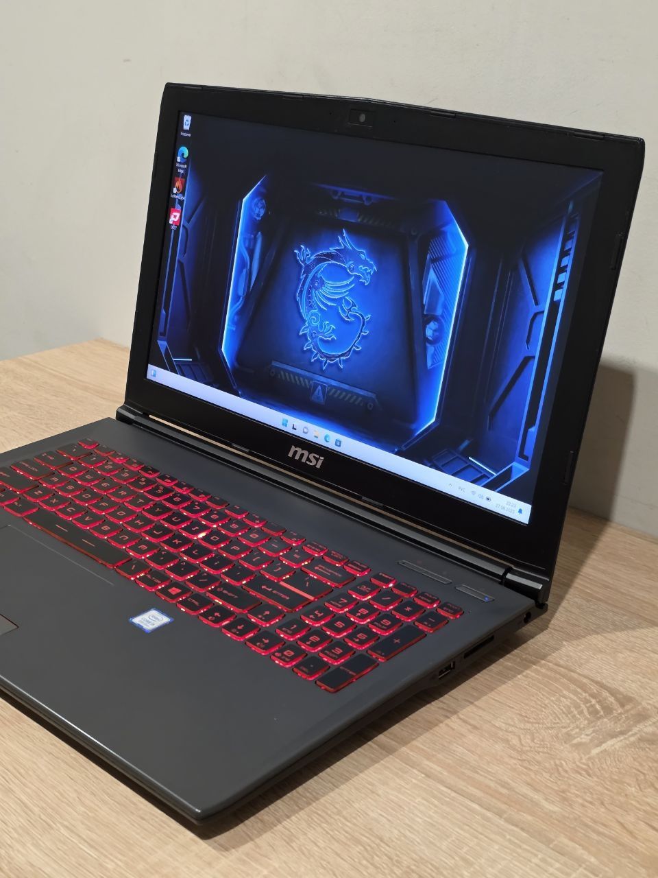 MSI GV62 GTX 1050(4GB) | i5-8300H | 8/256GB | Win 11 Pro