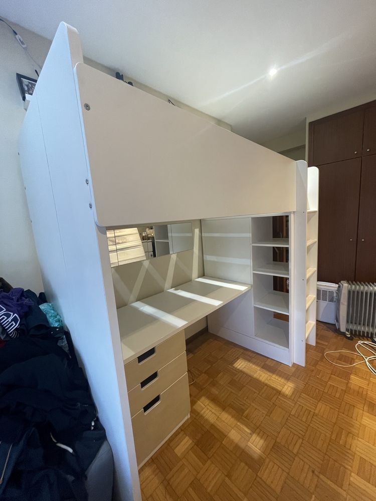 Studio IKEA em bom estado