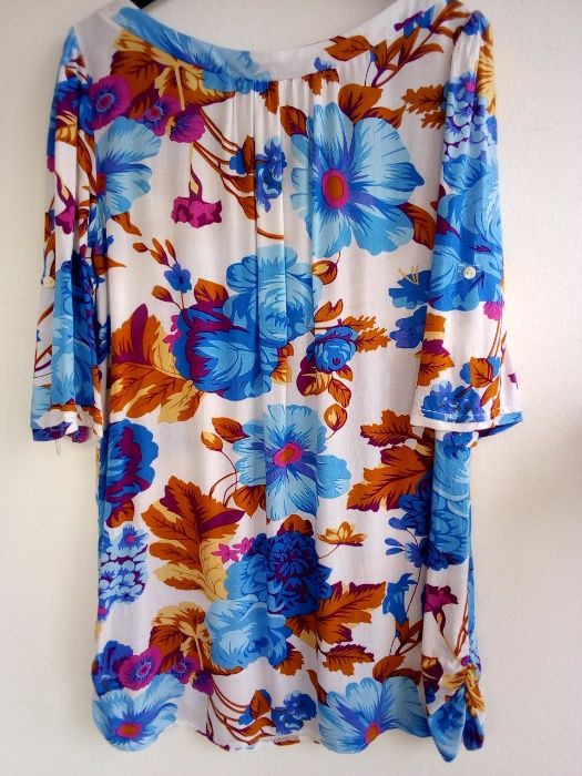 Blusa de verão com flores! - Tamanho L / XL