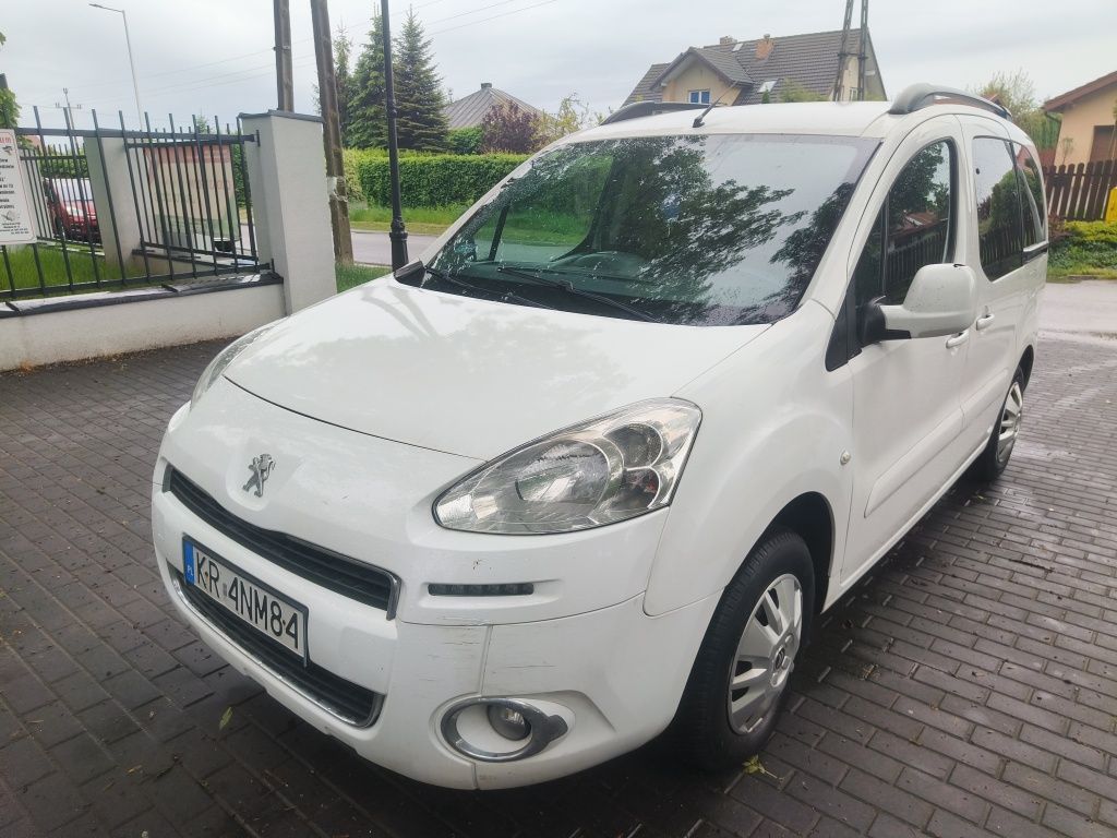 Peugeot Partner 2016r 1.6 Diesel Klima 5 Osób Stan BDB