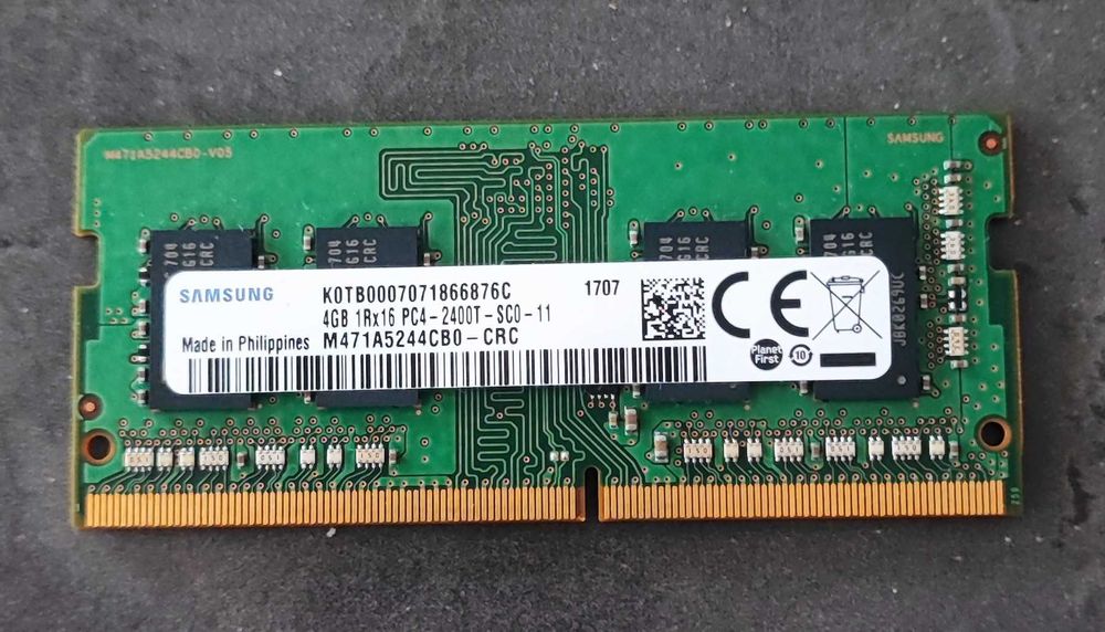 Pamięć RAM 4GB Samsung DDR4 2400 MHz