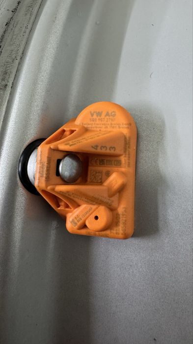 Датчик тиску колес vag 5q0907275f