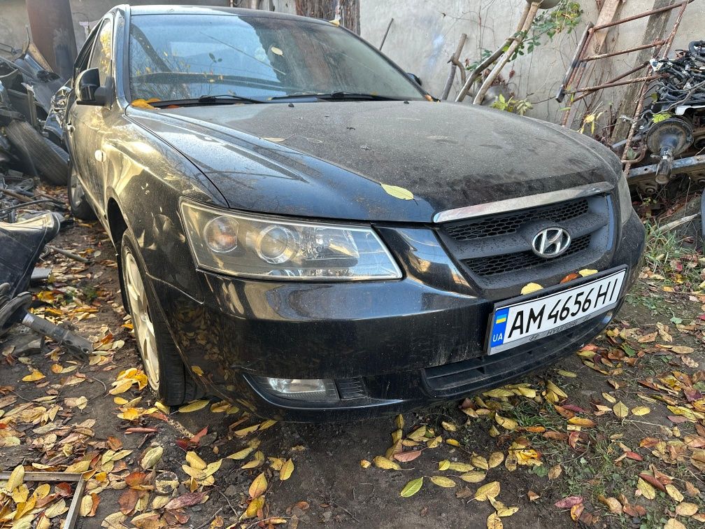 Розбірка hyundai sonata NF5 соната деталі запчастини шрот двигун крило