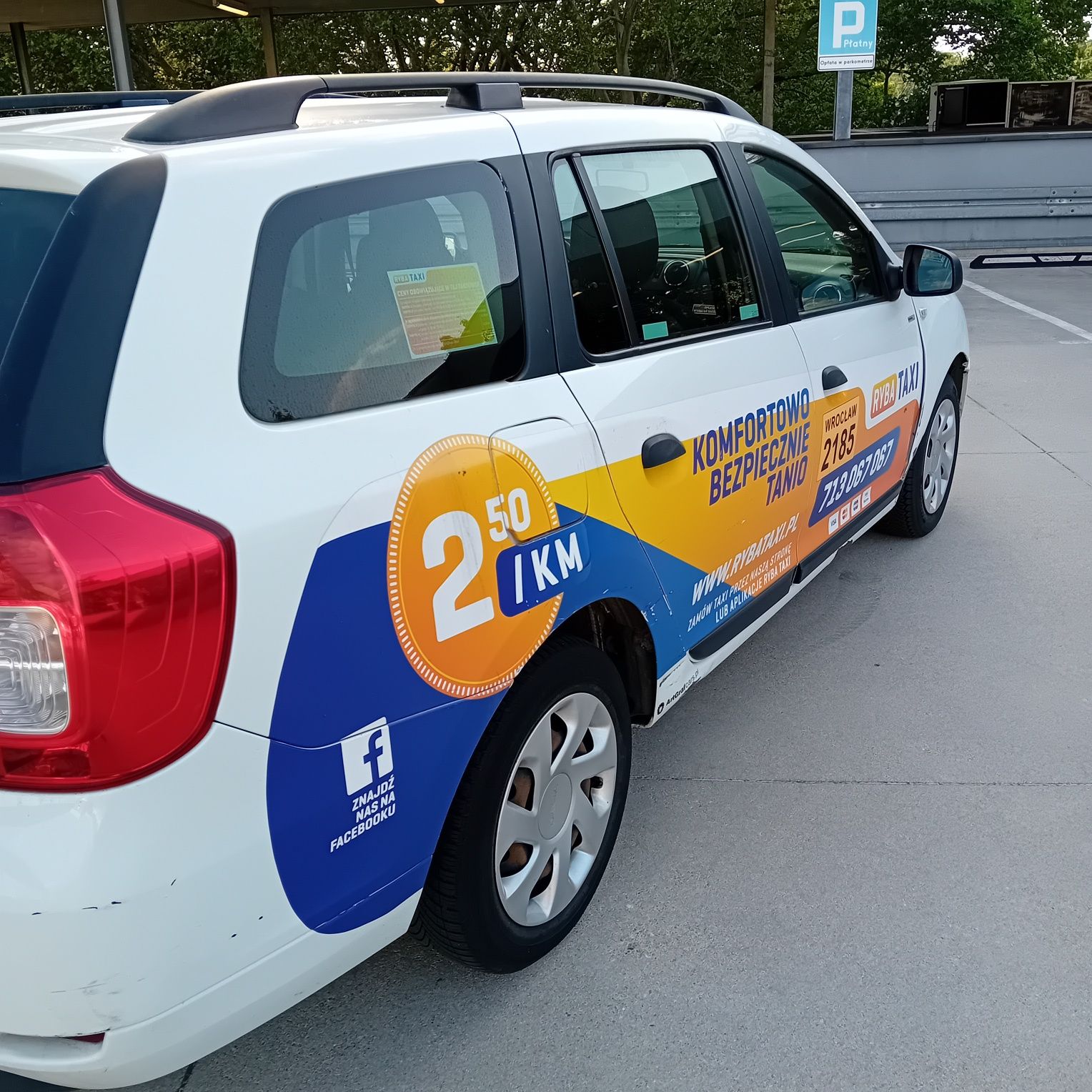 Dacia Logan MCV uszkodzony