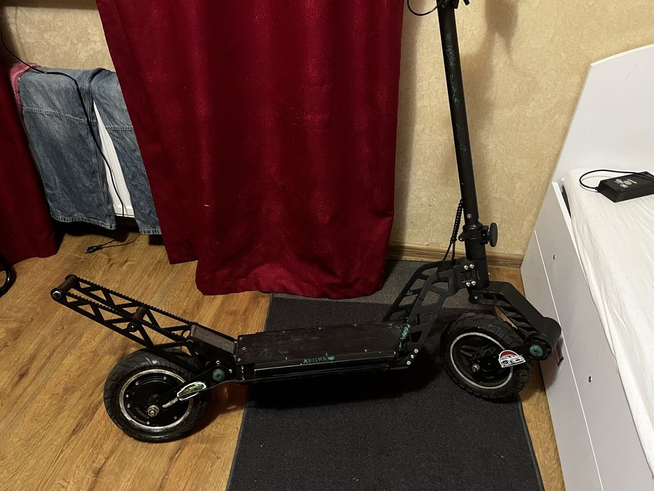 Продам самокат kugoo g2 pro 2020