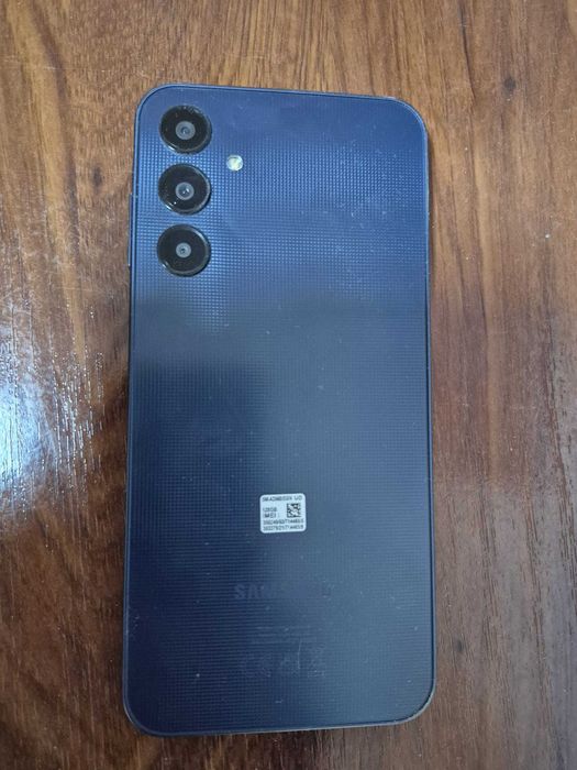 Telemóvel Samsung Galaxy A25 5G 128Gb preto como novo