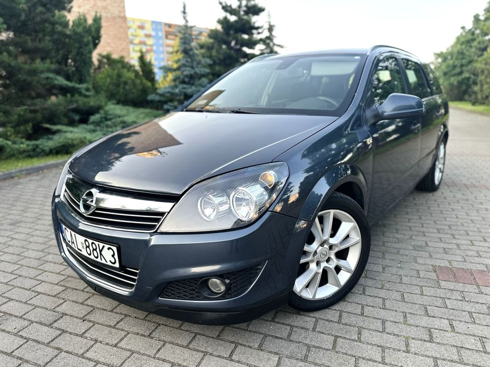 Opel Astra H Cosmo 1.7CDTI ISUZU