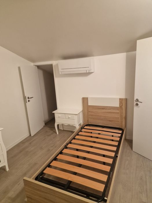 Arrenda se T1 perto Sé de Braga