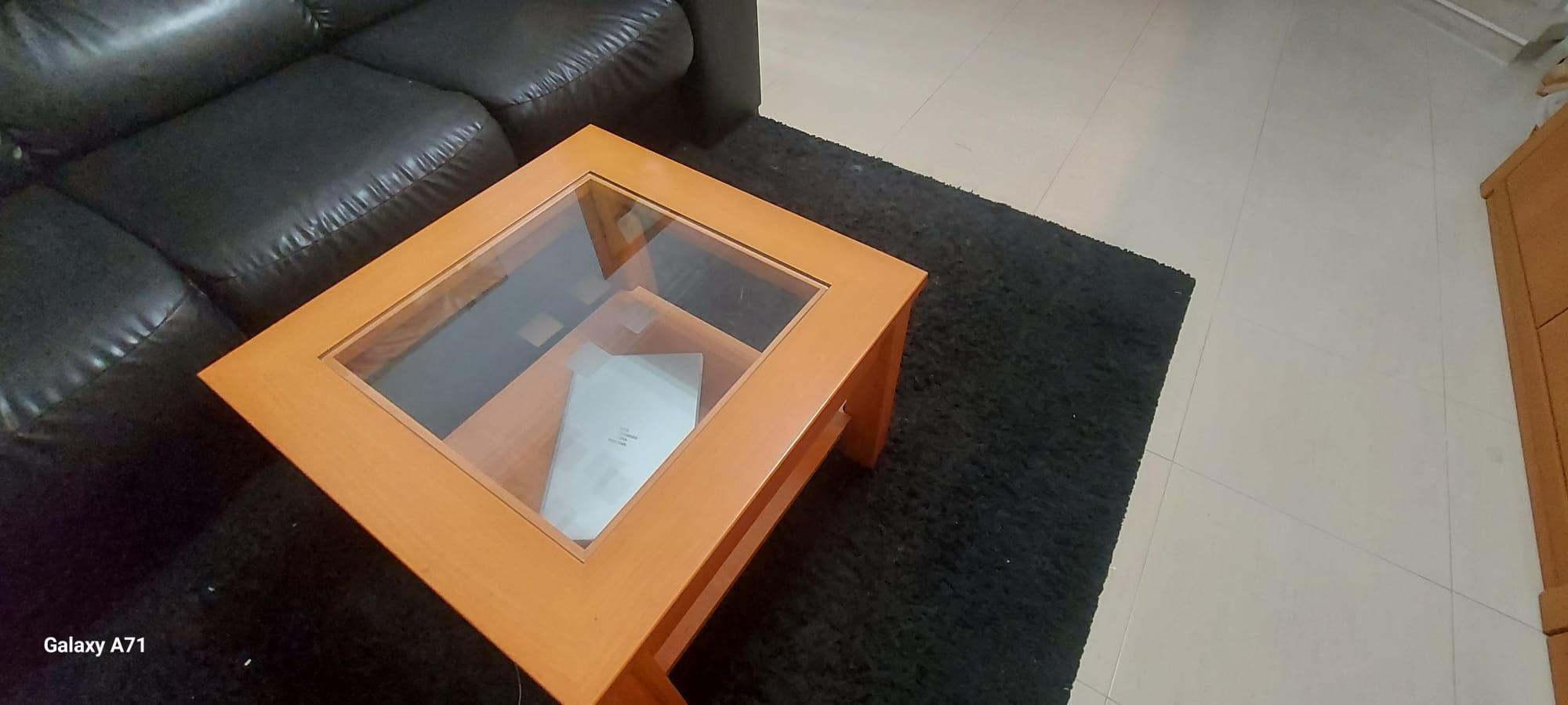 Móvel + Mesa de centro em Pinho