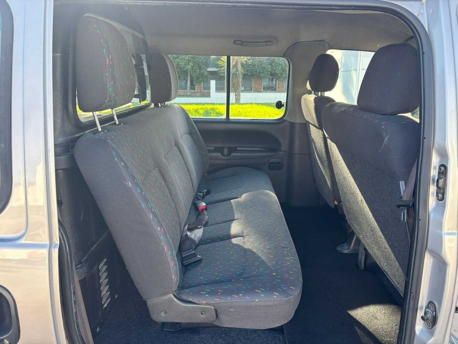 HYUNDAI H1 2.5 DIESEL 100cv - 6 LUGARES - 2002-05