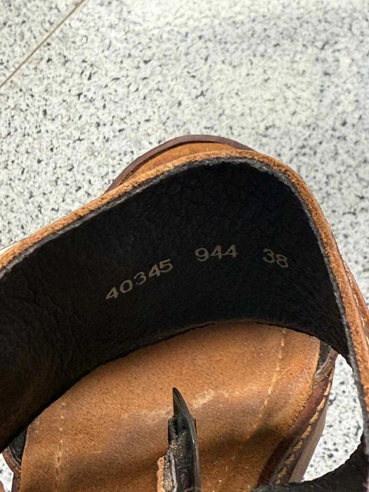 Sandálias de marca XUZ