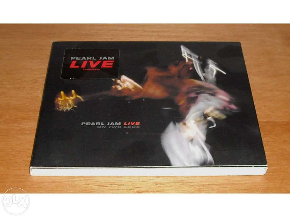 CD - Pearl Jam - LIVE, On Two Legs