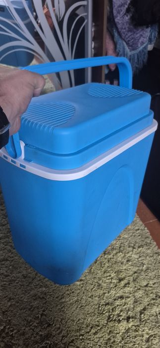 Автомобильный холодильник