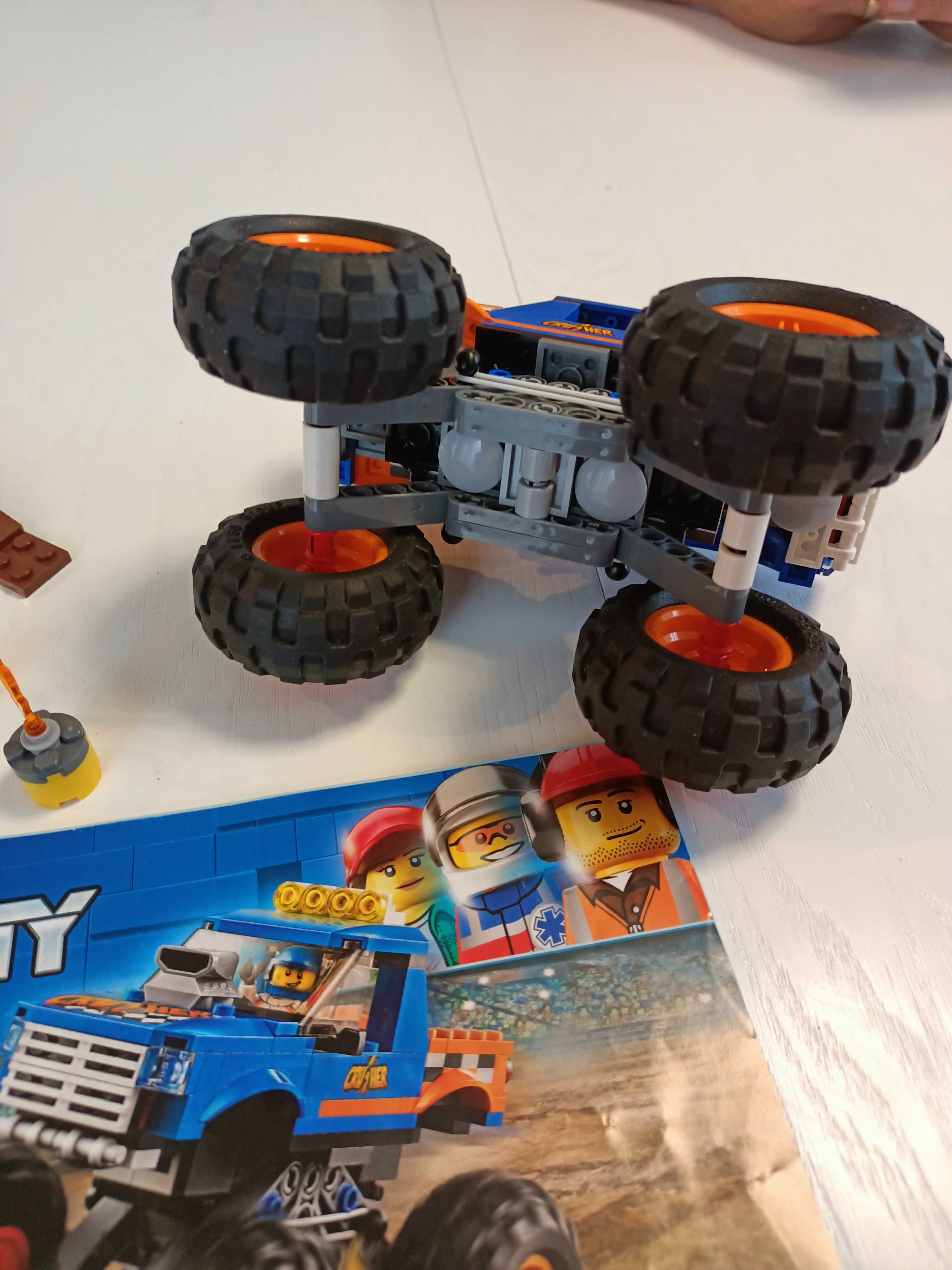 LEGO City 60180 Crusher