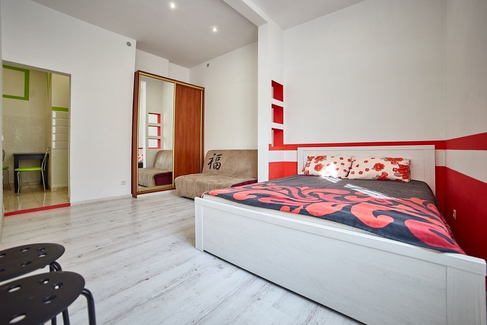 Подобова оренда  Оперний 1хв удатного5/1. Центр