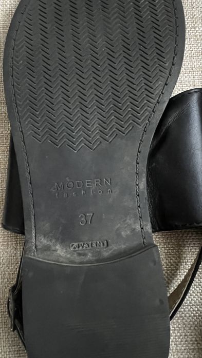 Босоножки на лето 37/38 розмер