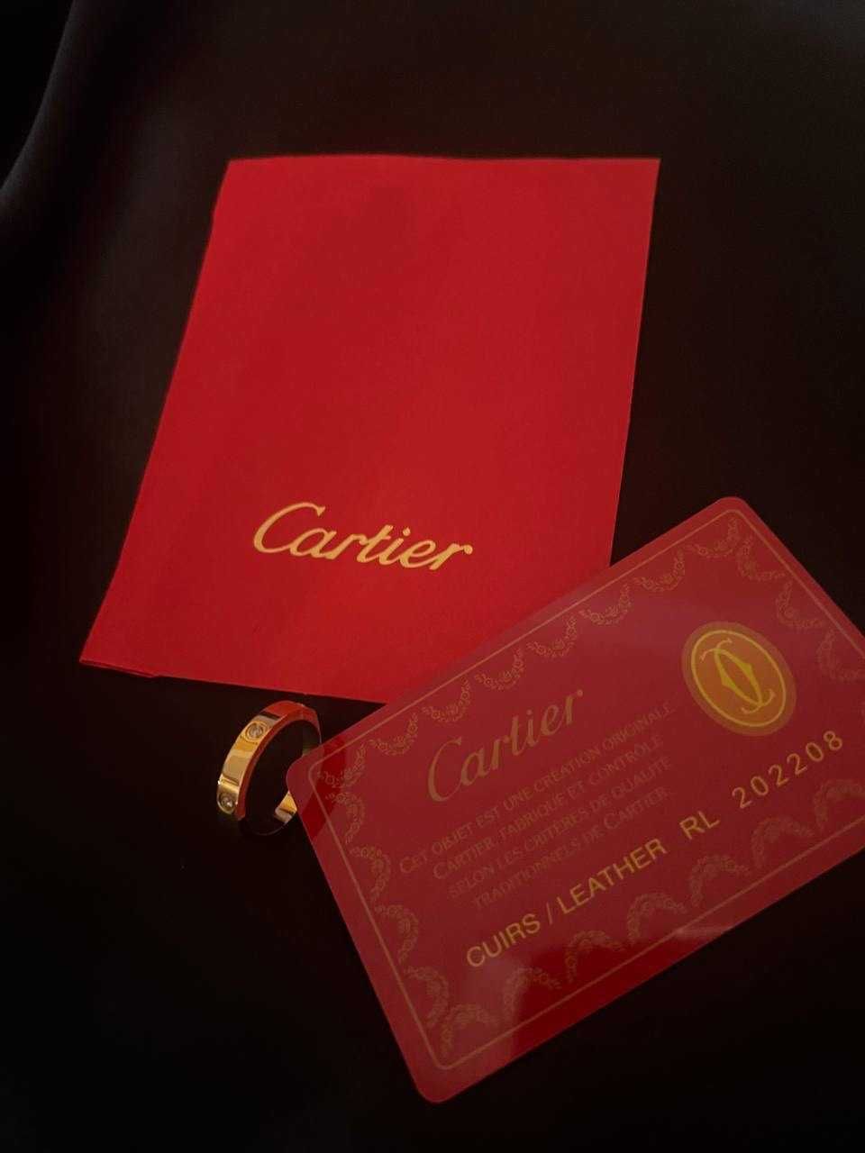 Брендовое кольцо Cartier Картье love  колечко с камнями