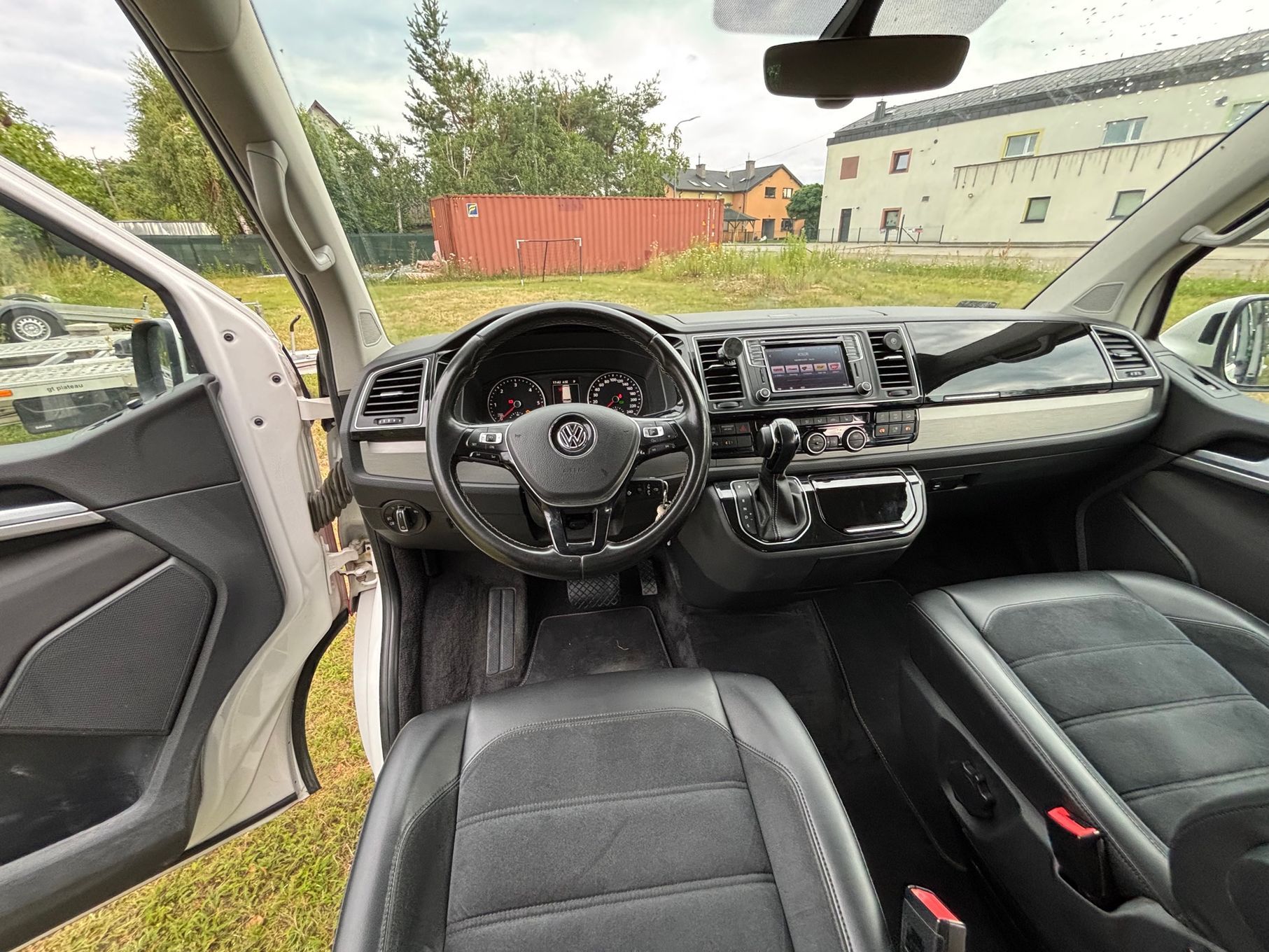 Volkswagen Multivan VW Multivan 2.0TDI GENERIATON SIX 4MOTION DSG 7os.fotele dla dzieci