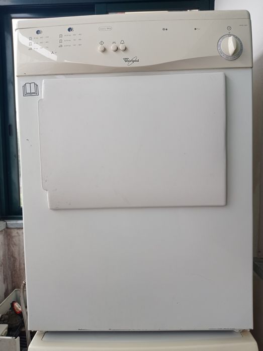 Máquina de secar roupa  Whirlpool 6kg